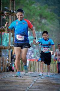 BIB: 8209, 8217
                            <button type="button" onclick="openModal(19219450)" class="btn btn-primary btn-sm float-right btn-popup" data-toggle="modal" data-target=".modal-high-quality">
                        <i class="fas fa-shopping-cart"></i> Add to Cart
                    </button>
                                            <button type="button" onclick="isThisMe(19219450, true)" class="btn btn-success btn-sm float-right btn-popup btn-isme hidden" data-toggle="tooltip" data-placement="bottom" title="นี่คือรูปของคุณใช่ไหม คลิกที่นี่เพื่อเอาเข้าอัลบั้ม">
                        <i class="fas fa-plus"></i> Add to album
                    </button>
                    <button type="button" onclick="isThisMe(19219450, false)" class="btn btn-warning btn-sm float-right btn-popup btn-isnotme hidden">
                        <i class="fas fa-ban"></i> Remove from album
                    </button>